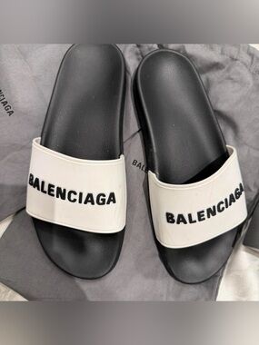 Women’s Balenciaga Black & White Logo Slide Sandals